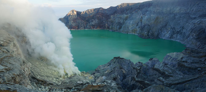 Java Day 7 – Ijen volcano and its turquoise crater lake Java Day 7 – Ijen volcano and its turquoise crater lake